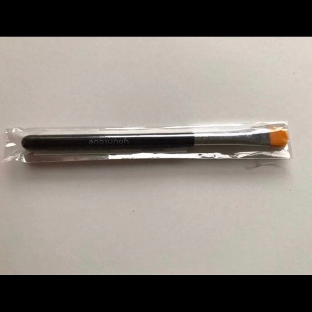 Cream shadow Brush